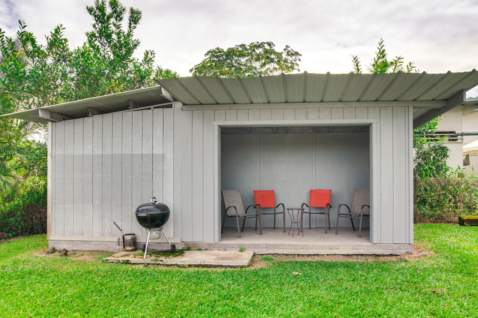 Charming Historic Hilo House Minutes To Beach! Exterior photo